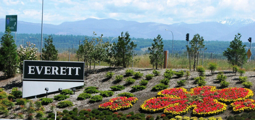 image of garden scape with an EVERETT sign